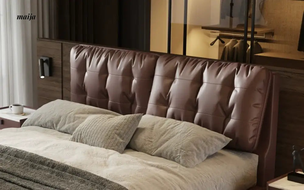 Hogan Suspended Leather Bed from Dongling