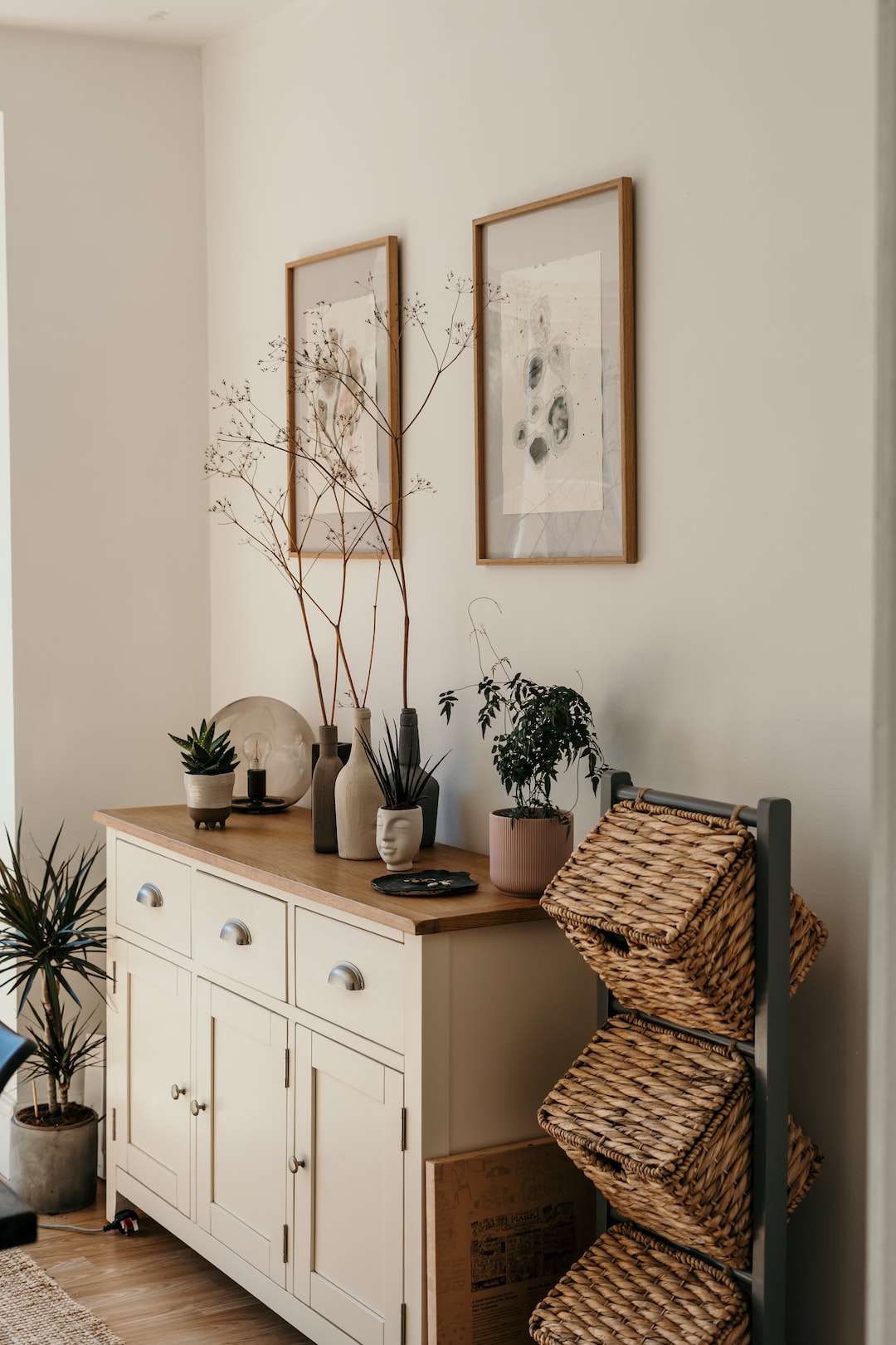 Creating a Cozy Atmosphere with Home Decor