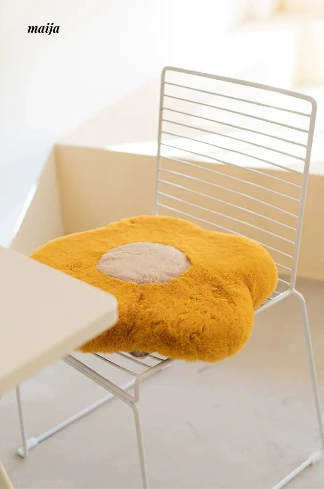 Daisy Fluffy Cushion from maija