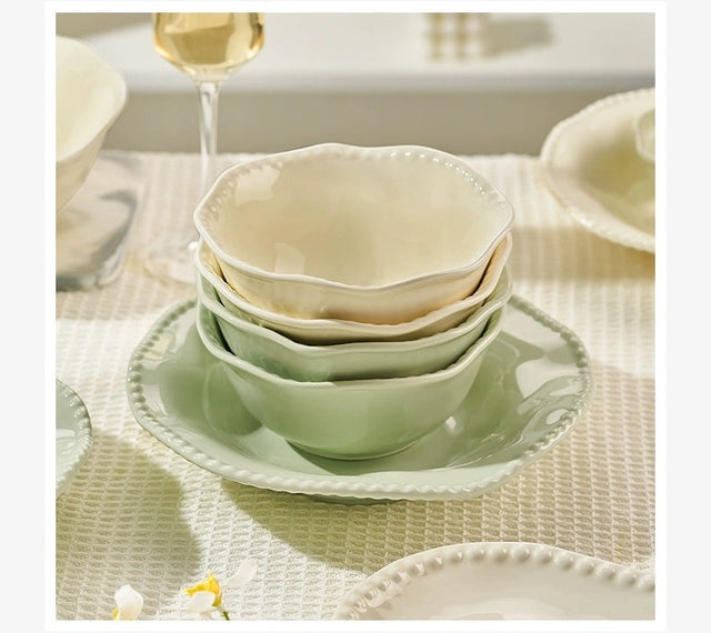MOSE Creamproof Dish Set from MOSE
