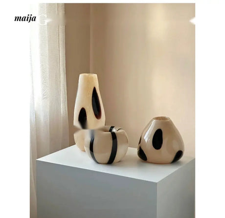 GUIFOU Glazed Line Glass Vase Set from GUIFOU