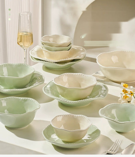 MOSE Creamproof Dish Set from MOSE