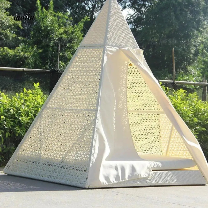MUJU Pyramid Outdoor Igloo from MUJU