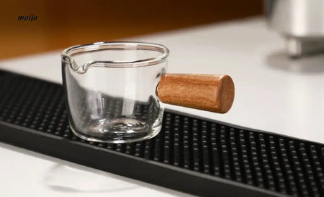 BANKE Glossy Coffee Measuring Cup with Scale from BANKE