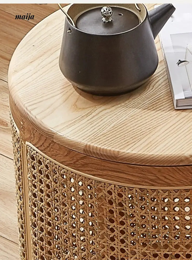 19 DREAM SPACE Round Coffee Table with Storage from 19 DREAM SPACE