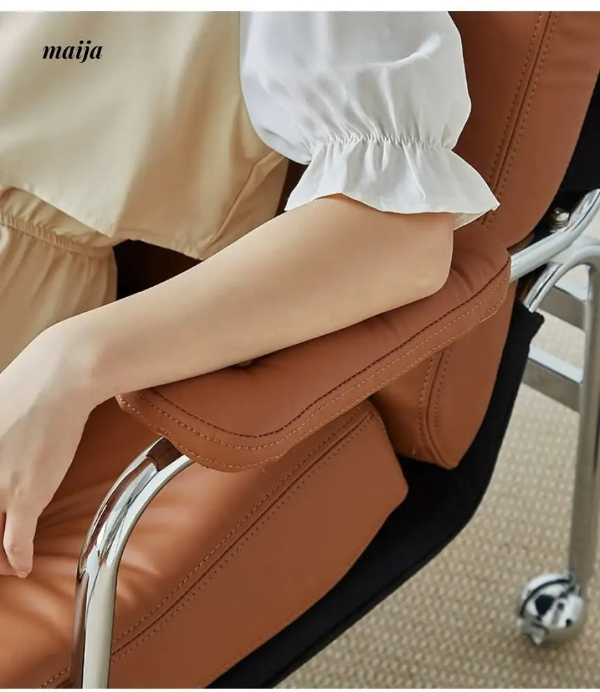 19 DREAM SPACE Retro Lounge Chair from 19 DREAM SPACE