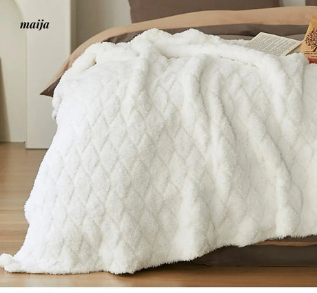 MAN YUE HOME Plush Knitted Duvet for Scandinavian Style Sofas from MAN YUE HOME