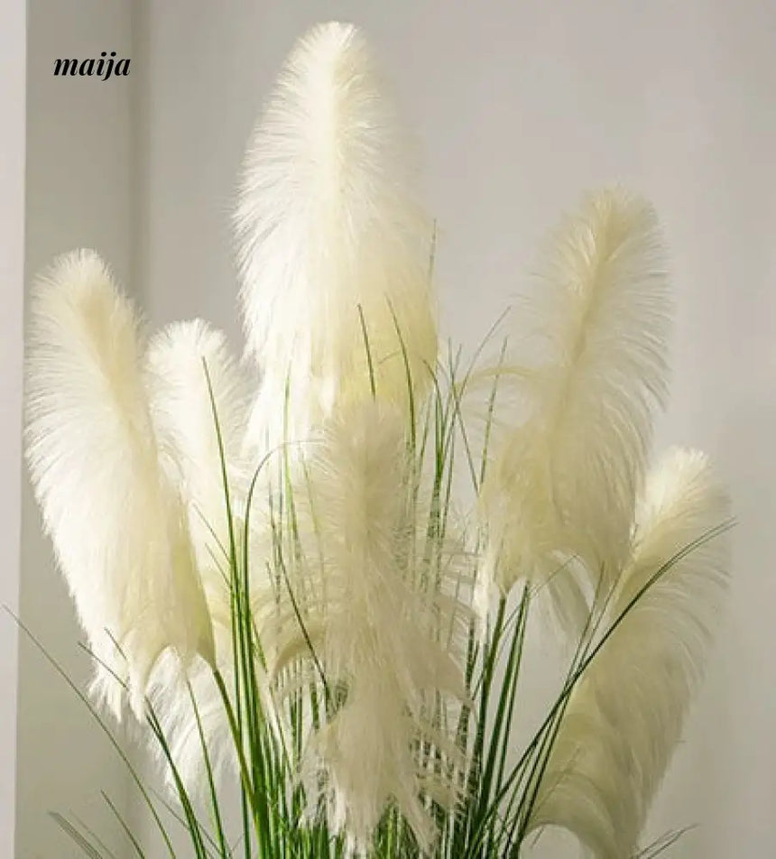 Artificial Reed Grass Plant from maija