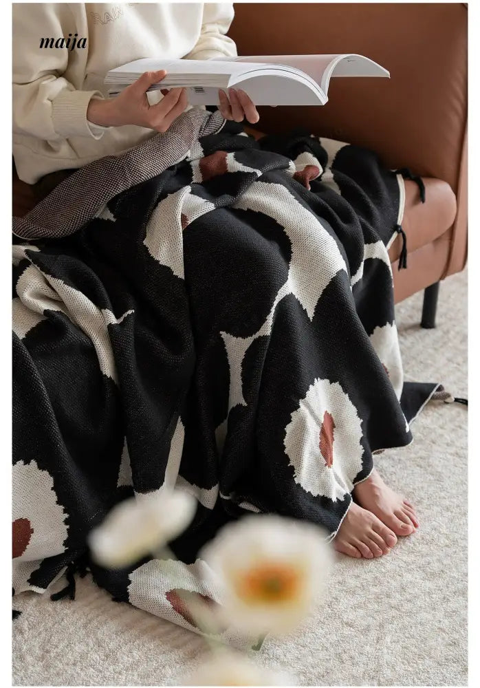 MISTYWOOD Black Sofa Knitted Floral Duvet from MISTYWOOD