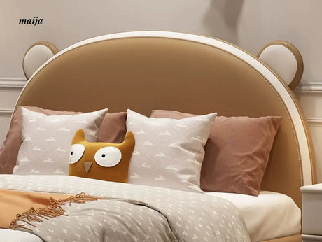 Rabbit and Bear Children Bed from maija
