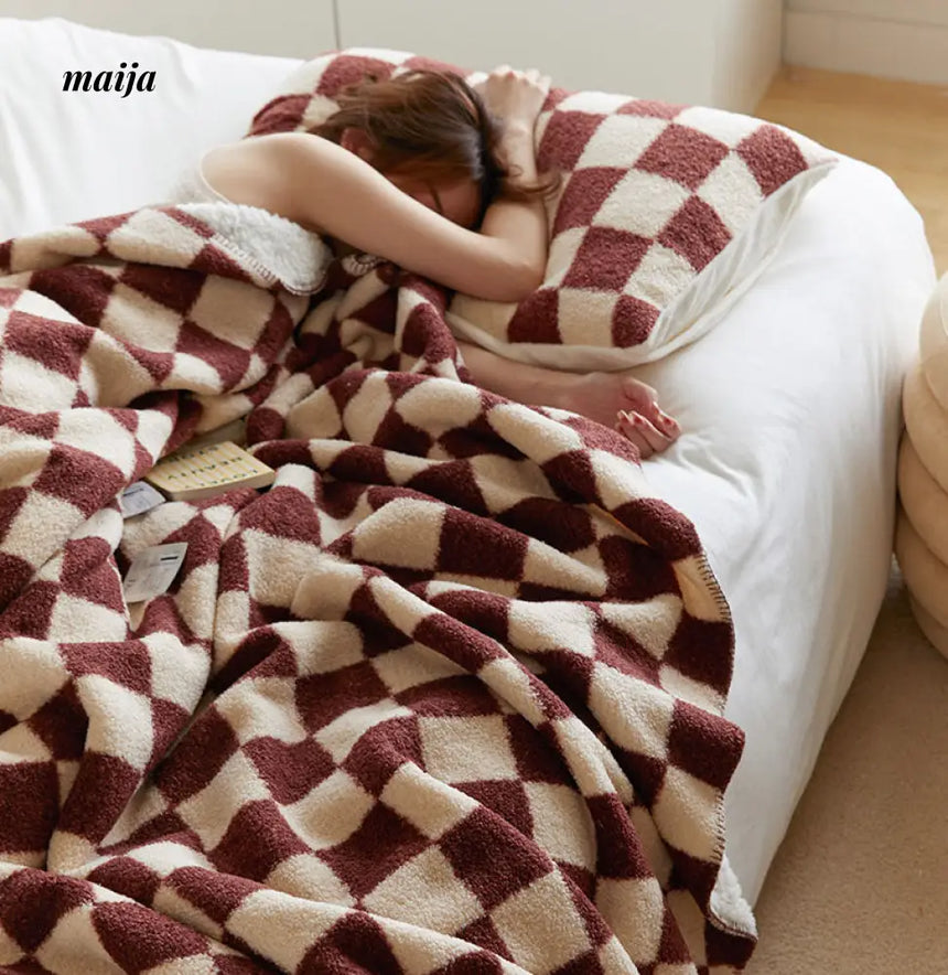 Chessboard Fleece Throw from REWER
