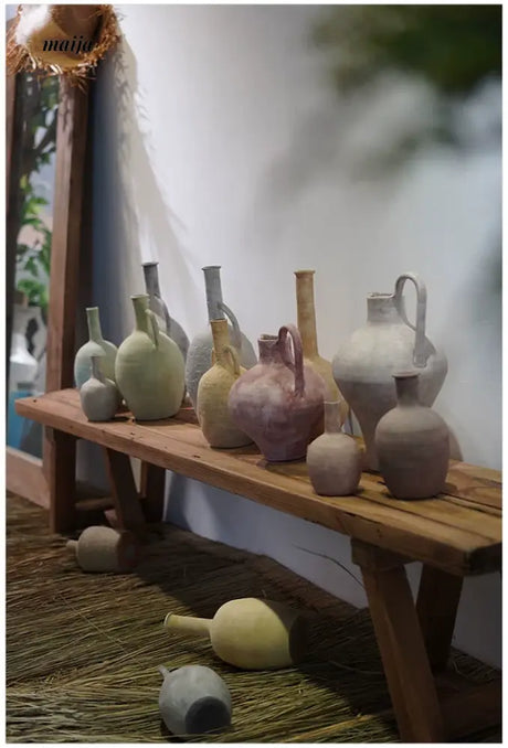 LILY WHITE Silent Ceramic Vase from LILY WHITE