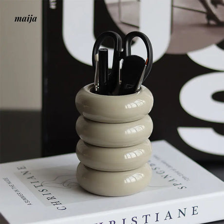 Epius Makeup Brush Holder from maija