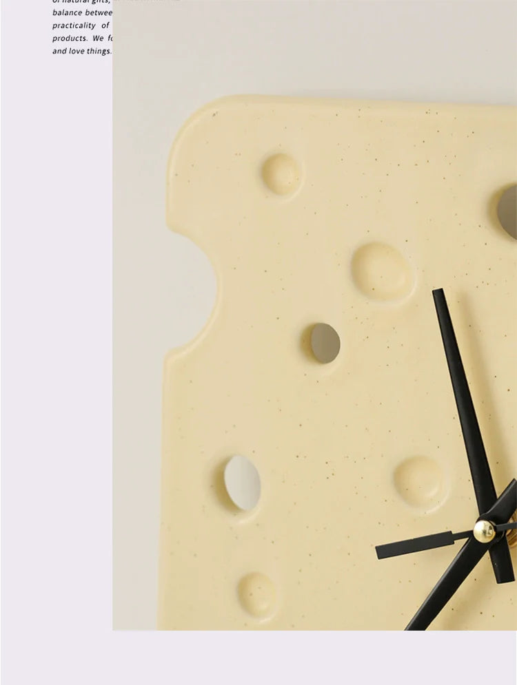 LENYVASEN Sienna Elegant Ceramic Watch Decor from LENYVASEN