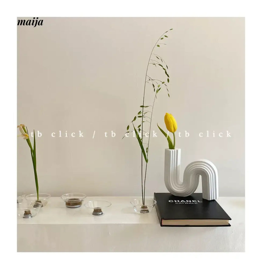 CLICK Ceramic Sculpture Art Vase S-Shape Design from CLICK