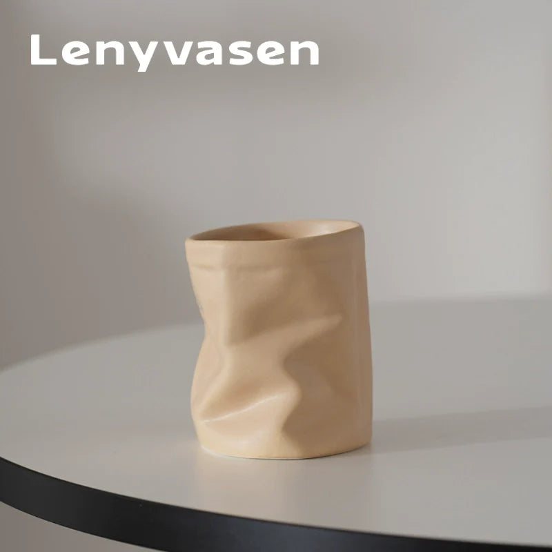 LENYVASEN Caspian Stationery Storage Brush Holder from LENYVASEN