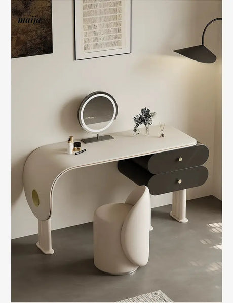 TIDELEADER Amelia Dressing Table and Chair from TIDELEADER