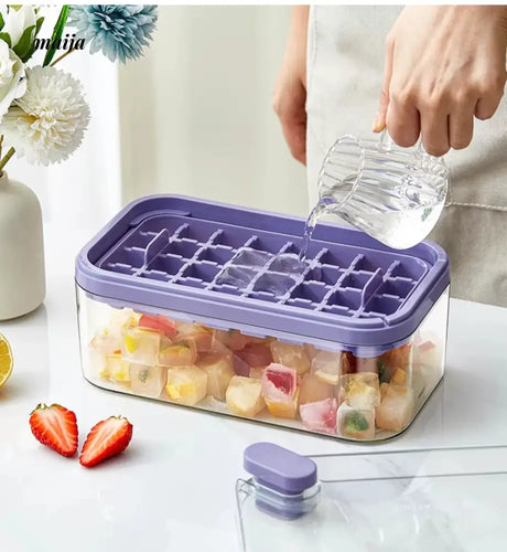 MOSE Ink-Color Ice Cube Mold from MOSE