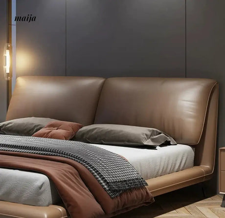 Dexter Leather Minimalist Bed from Kaiyashi