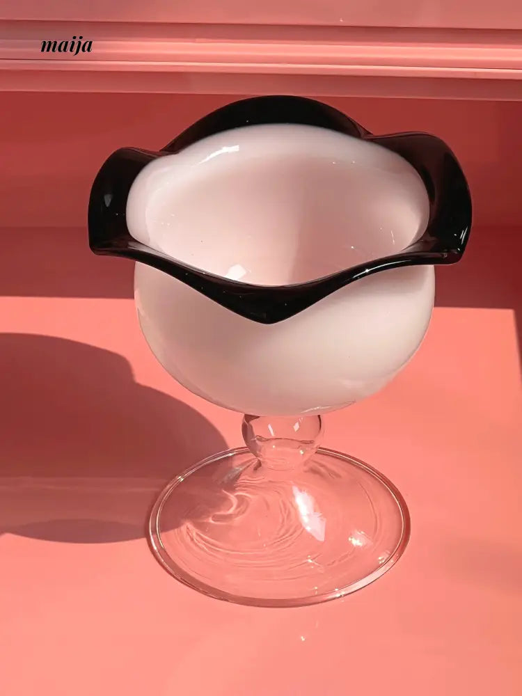 SHINYMOMO Tulip Wine Glass from maija