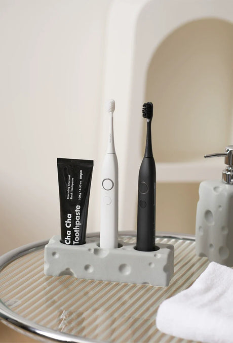 LENYVASEN Remy Cheese Ceramic Toothbrush Rack from LENYVASEN