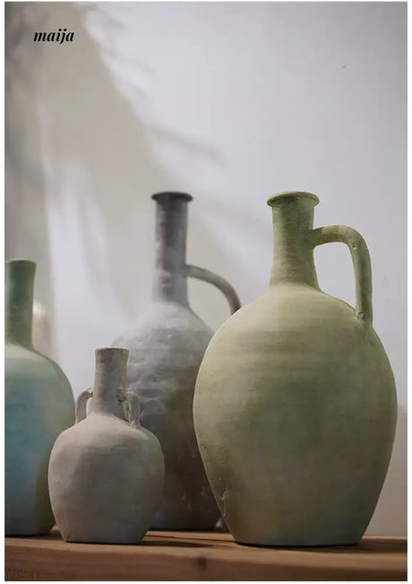 LILY WHITE Silent Ceramic Vase from LILY WHITE