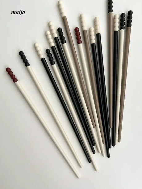 LIVETAI Light Luxury Sugar Gourd Alloy Chopstick Set from maija