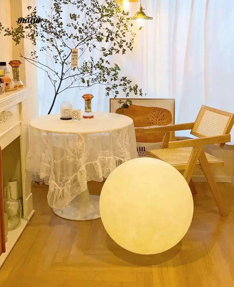 Moon Lamp from Yijing
