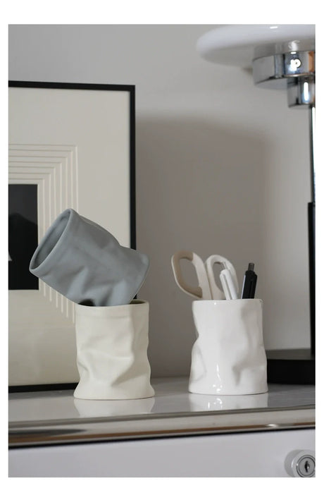 LENYVASEN Caspian Stationery Storage Brush Holder from LENYVASEN