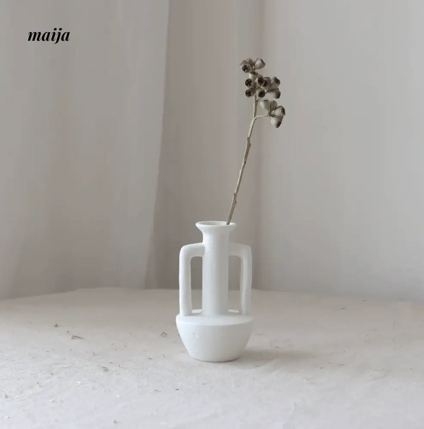 Light Chasing Ceramic Vase