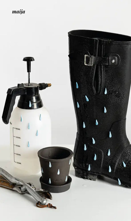 CIIREALS Raindrop Ceramic Planter from maija
