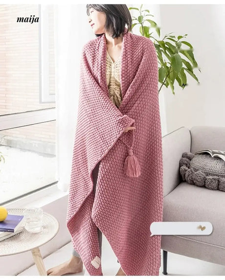 MAN YUE HOME Scandinavian Knitted Sofa with Duvet for Sleep from MAN YUE HOME