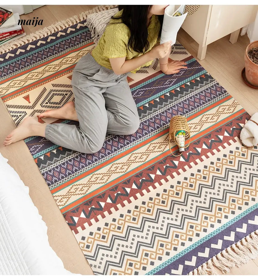 MAN YUE HOME Advanced Retro Carpet for Scandinavian Coffee Tables from MAN YUE HOME