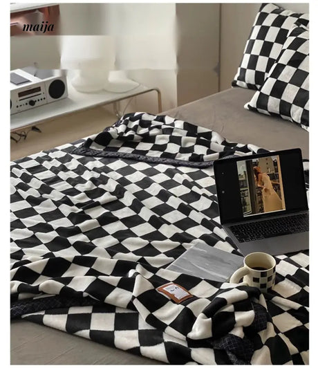 MAN YUE HOME INS Milk Plush Air Conditioning Blanket for Sofas from JOINFIT