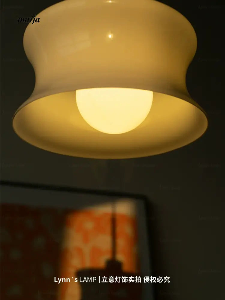 LYNN White Glossy Scandinavian Ceiling Lamp from Lynn's Lamp