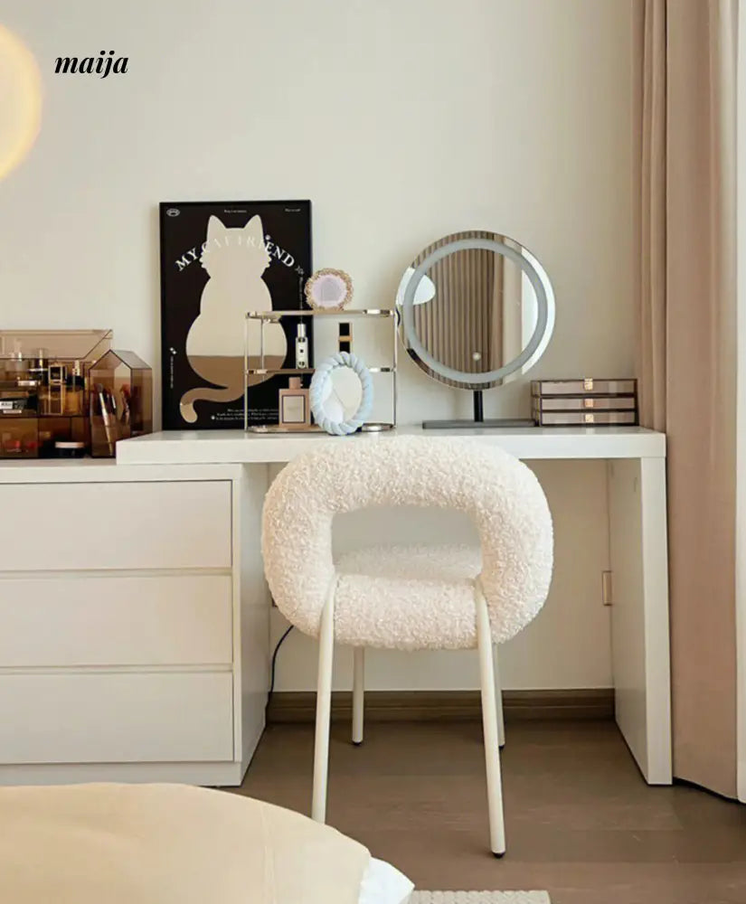 Donut Dressing Chair from maija