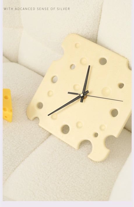 LENYVASEN Sienna Elegant Ceramic Watch Decor from LENYVASEN