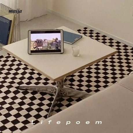 LIFEPOEM Short Genie Table from LIFEPOEM