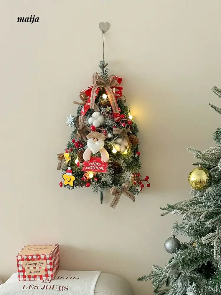 MELONGIRL Christmas Wreath Door Hanging from MELONGIRL