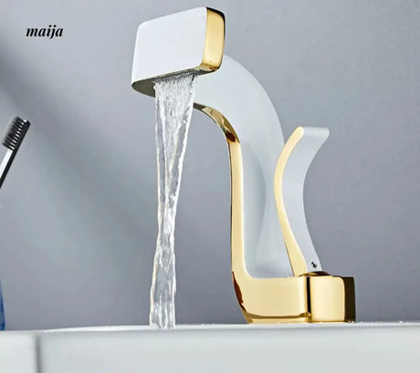 Noble Waterfall Copper Washbasin Faucet from Kaiyashi