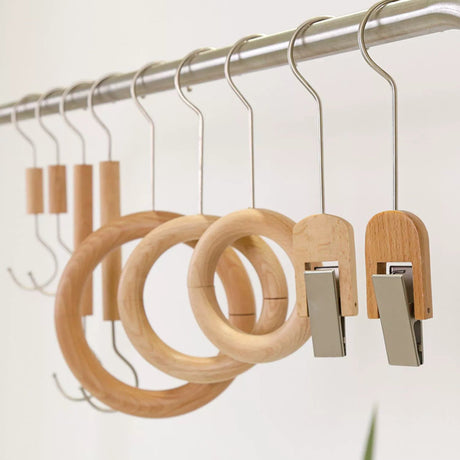 SM Noah Universal Hanger for Scarves and Hats from SM