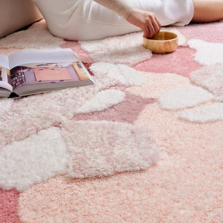 KENZAKI Sakura Snow Washable Rug from KENZAKI
