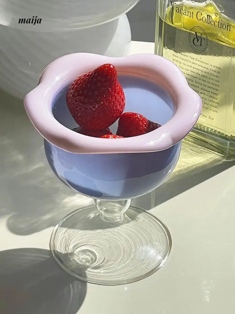 SHINYMOMO Tulip Wine Glass from maija