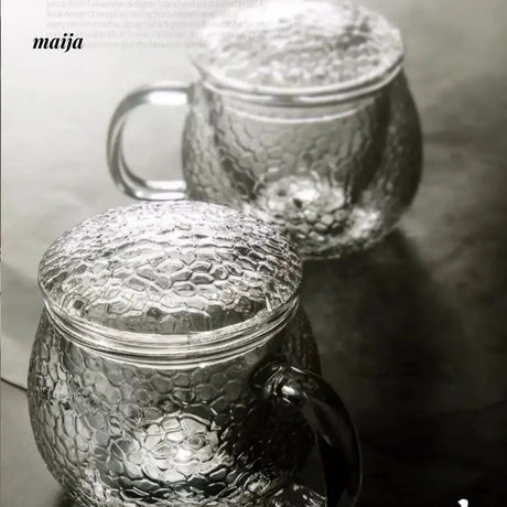 JOTO Hammered Glass Tea Cup with Lid for Thick Tea from MOSE