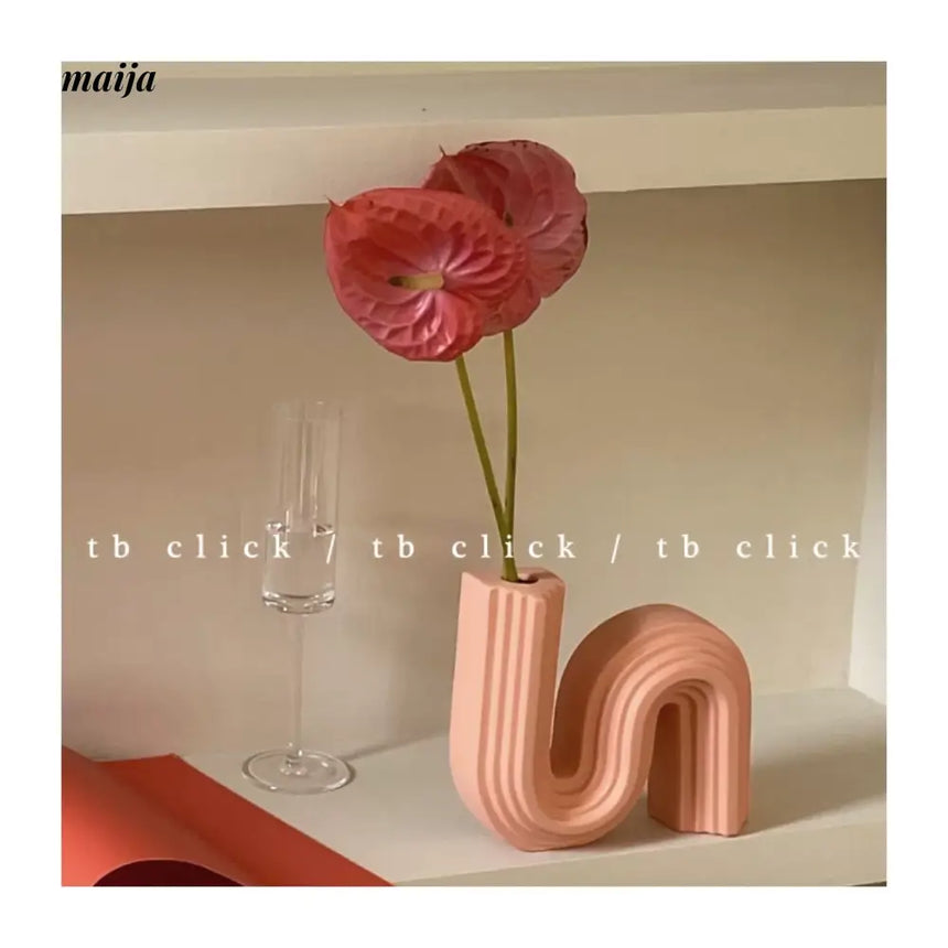 CLICK Ceramic Sculpture Art Vase S-Shape Design from CLICK