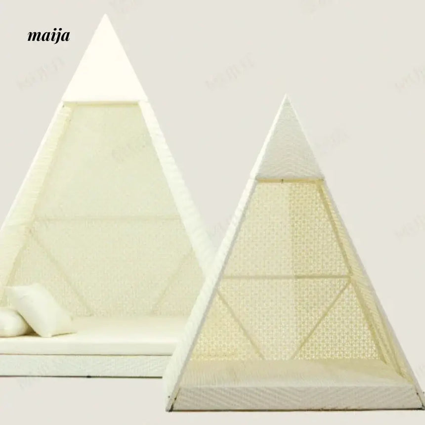 MUJU Pyramid Outdoor Igloo from MUJU