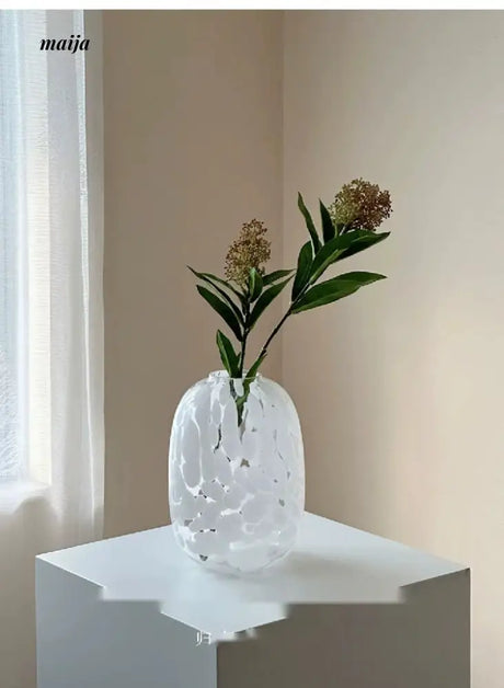 GUIFOU Glossy Advanced Hydrolate Vase from GUIFOU