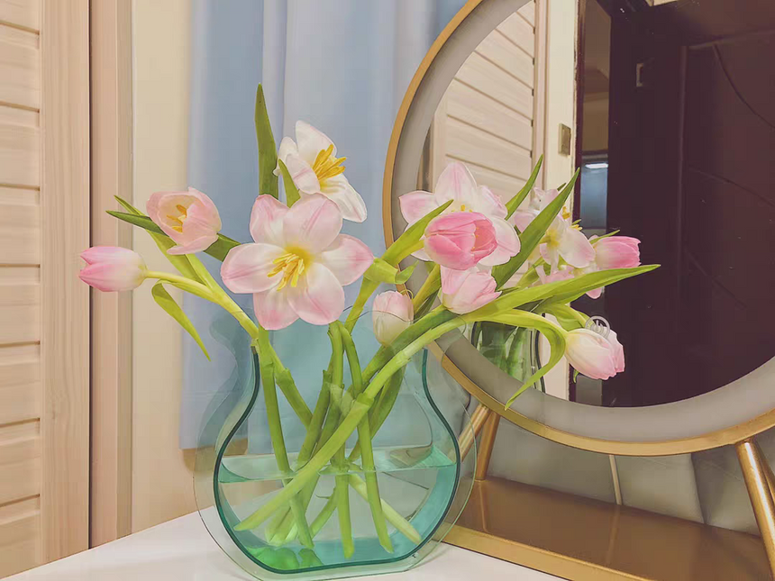 NICEMOON Theo Transparent Acrylic Hydroponic Vase from NICEMOON