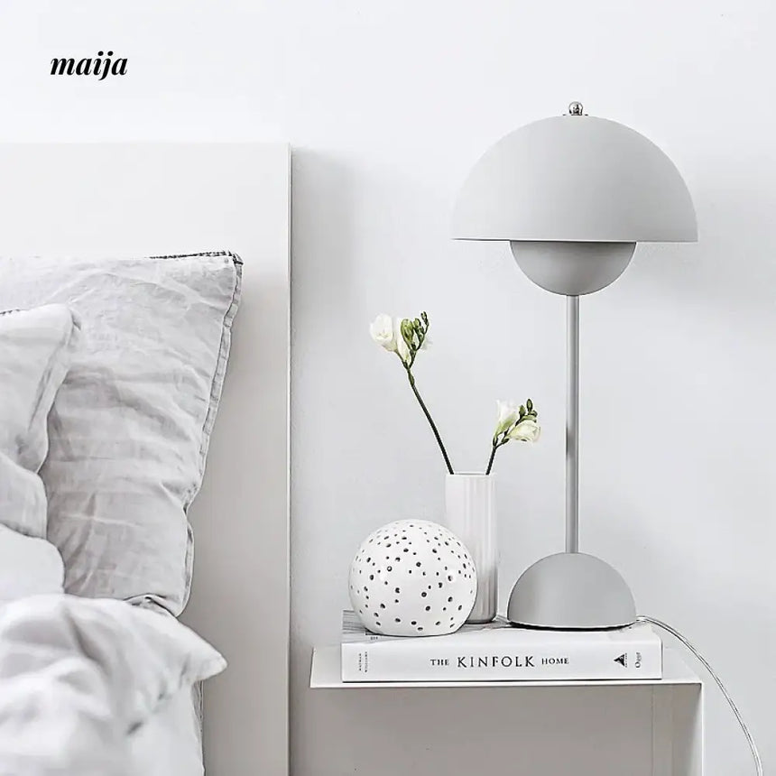 ALISA Lyra Minimalistic Table Lamp from ALISA
