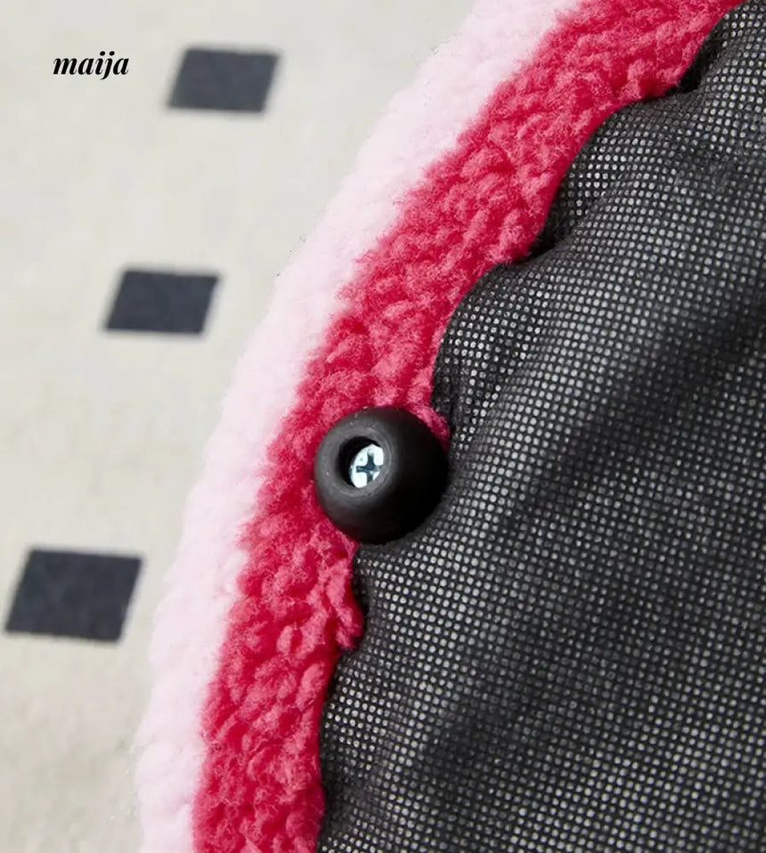 Rotating Reindeer Tatami Sofa from maija